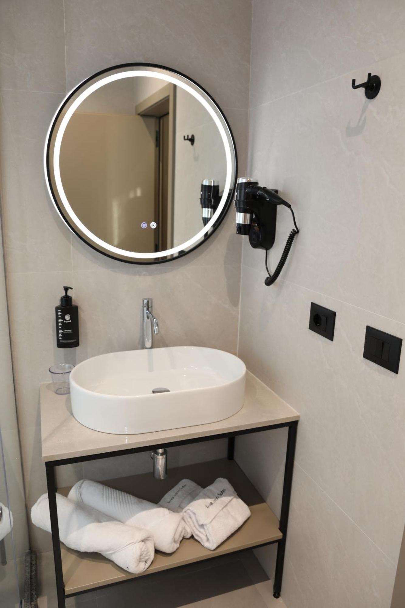 Kruja Luxury Suites Pokój zdjęcie